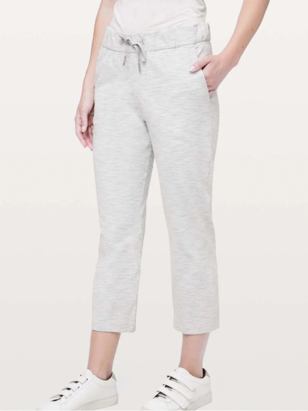 Lululemon On The Fly Crop 23